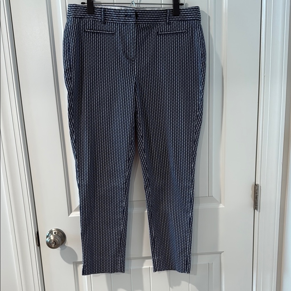 Brooks Brothers Petite Navy and White Patterned Straight Leg Pants